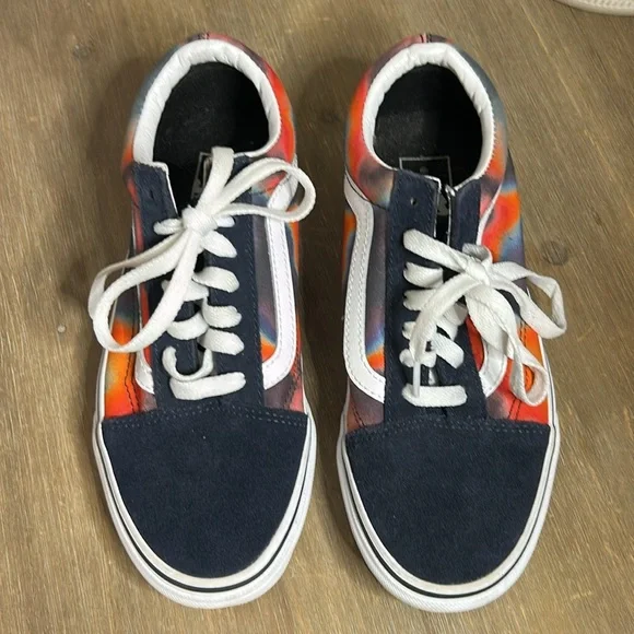 Vans Old Skool Dark Aura Black Red Skateboarding Low Cut Sneaker Shoes Women 7 - Picture 3 of 13